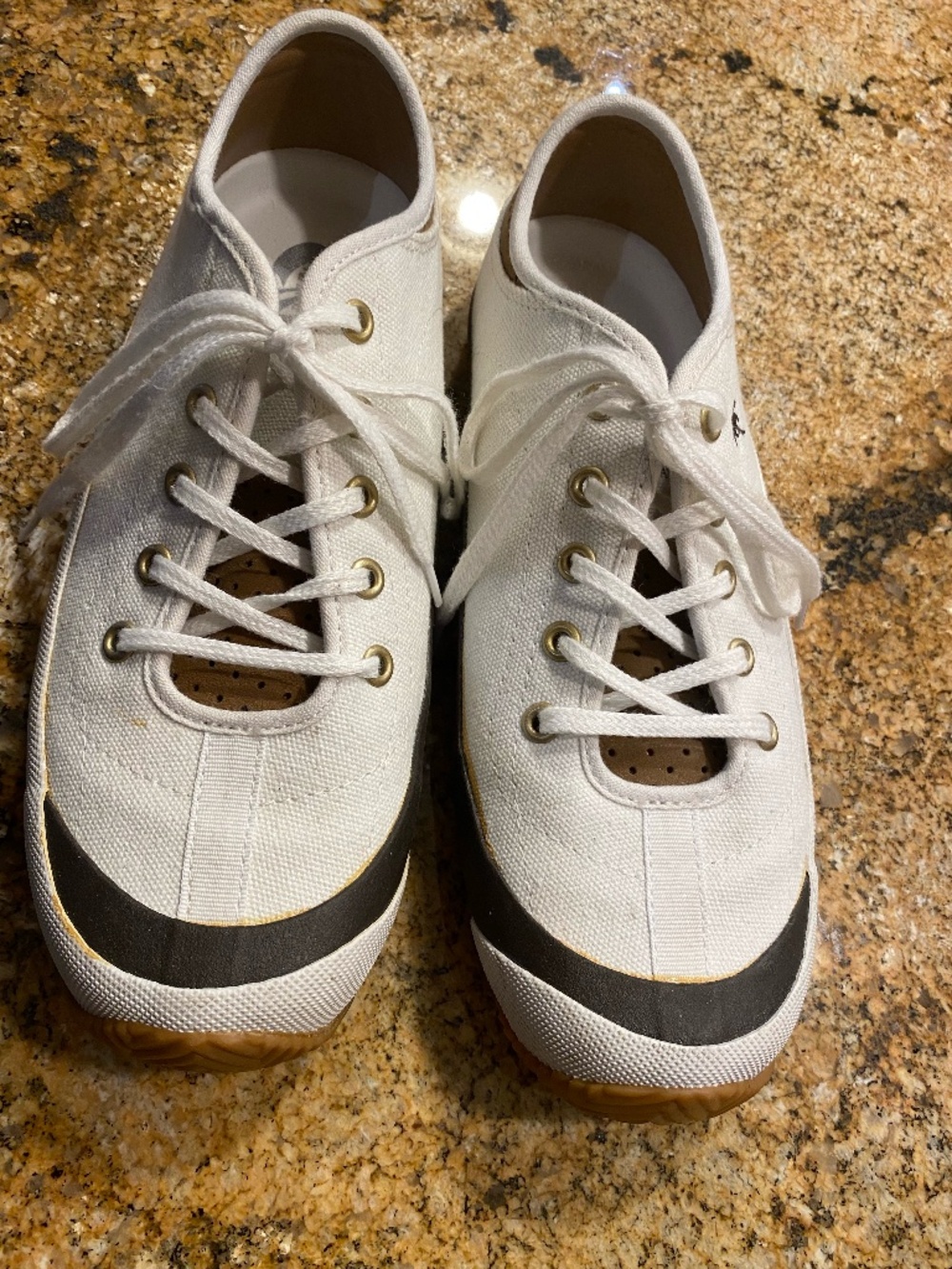 Margaritaville Sneakers, size 8 1/2